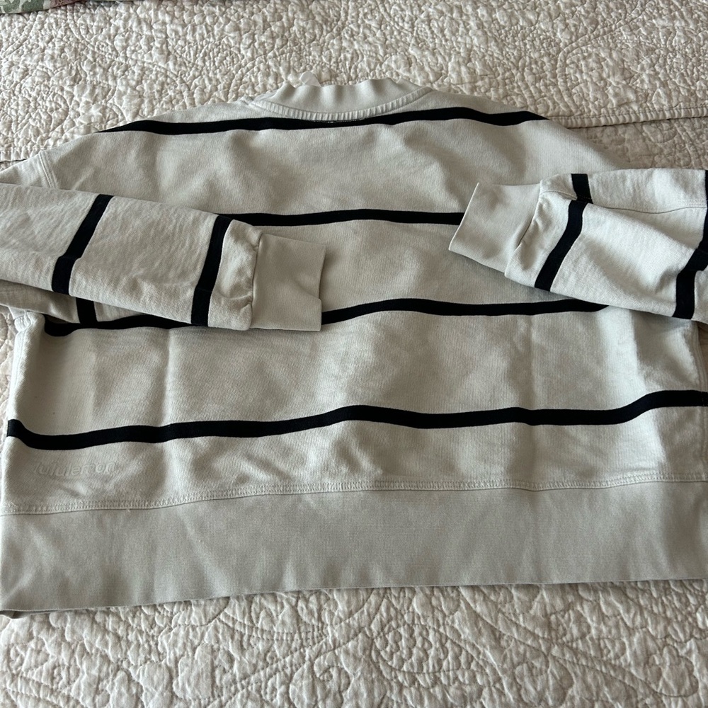 lululemon athletica Cream and Black Striped Cropped Sweatshirt - Picture 2 of 4